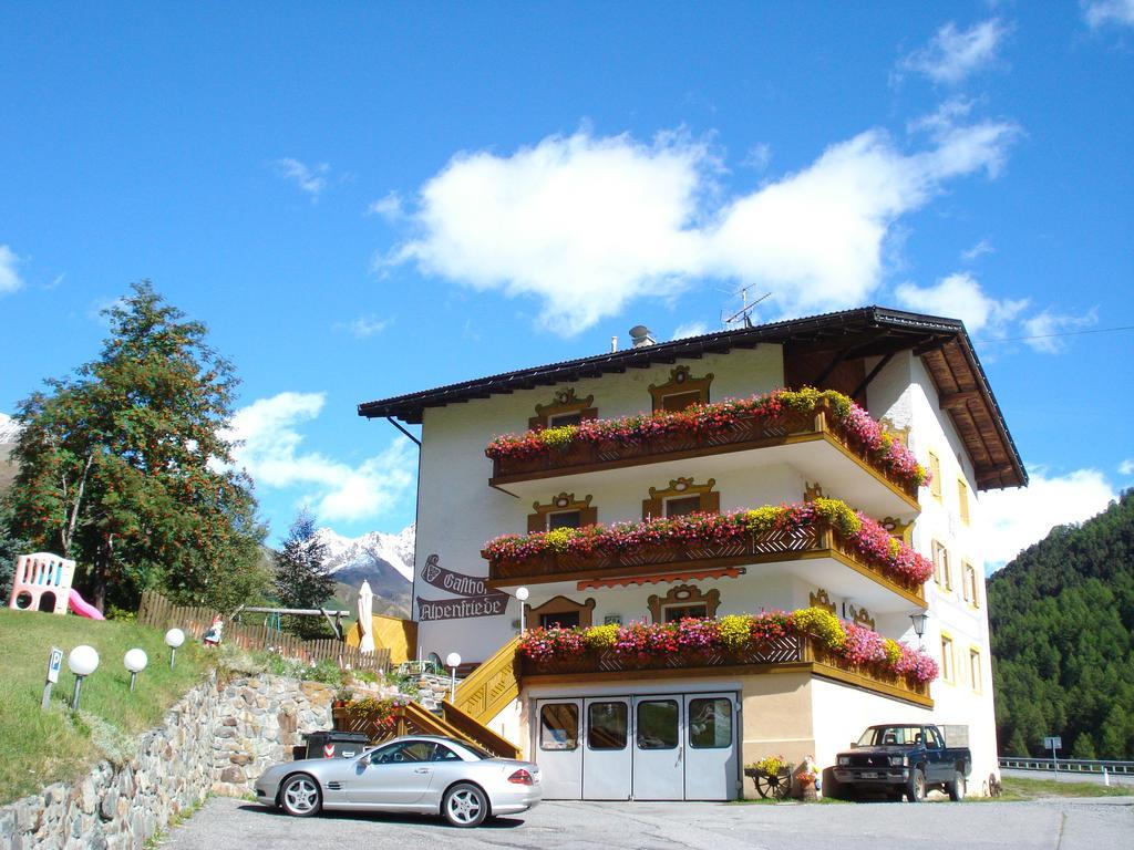 Hotel Alpenfriede クローン・ヴェノスタ エクステリア 写真