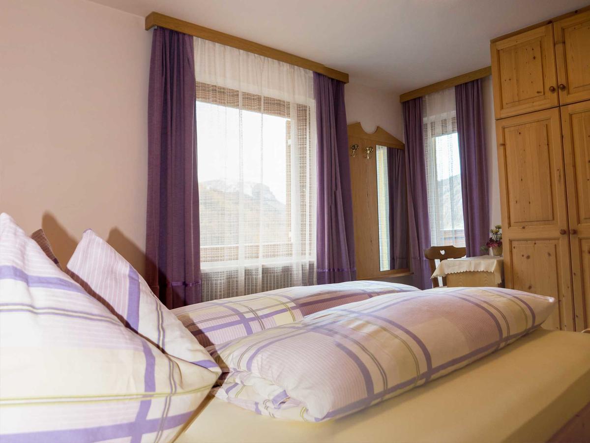 Hotel Alpenfriede クローン・ヴェノスタ エクステリア 写真