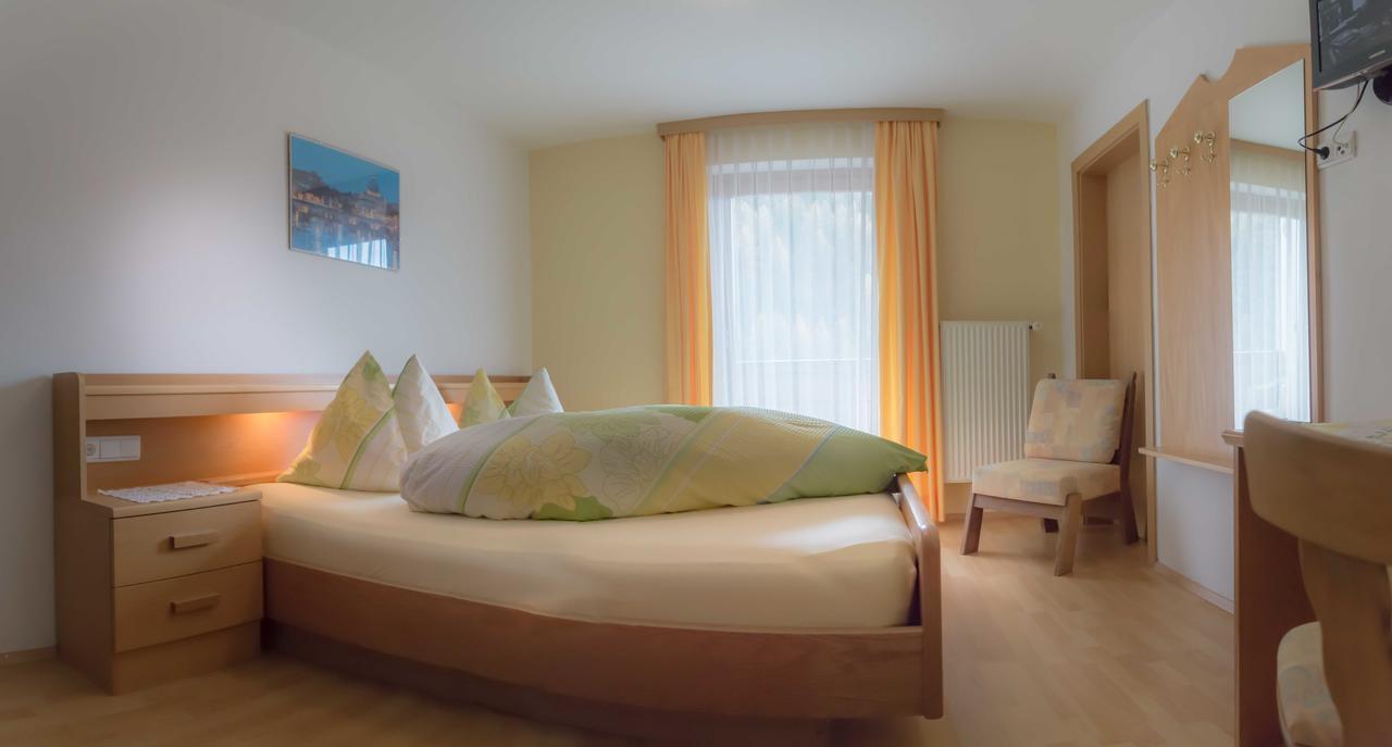 Hotel Alpenfriede クローン・ヴェノスタ エクステリア 写真
